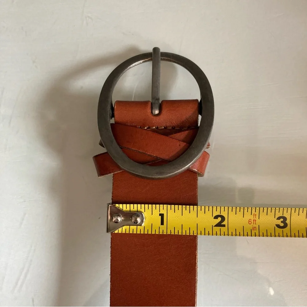 Lucky Brand. Brown Leather Belt with Silver Buckle - Picture 4 of 4